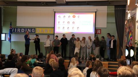 7th grade won the "golden shoe" for the "walk to school" campaign